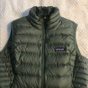 Patagonia Women’s Down Vest size small